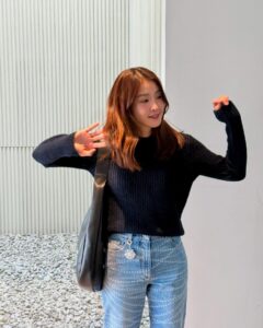 Actress Lee Si-young HD Photos and Wallpapers February 2025