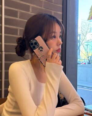 Lee Yoo-jin Instagram - 🌟 Merry Christmas Eve 🎄💓