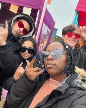 Leila Khan Instagram - SZN 3 BABY xoxoxo 

• Heartstopper fam 🤍
• Mini us’s 🥹
• “what are you doing?” 🫢
• Looking after Uncle Tom ☔️
• Proof that Kizzy can sleep anywhere, anytime in ANY thing 😴
• Smegle Rhea is arguably my favourite Rhea 🤪
• DARRAGH 🤩
• Giraffe Huey 🦒
• Three Handsome Dudes 😍
• Nothing, just Neemz 🥰