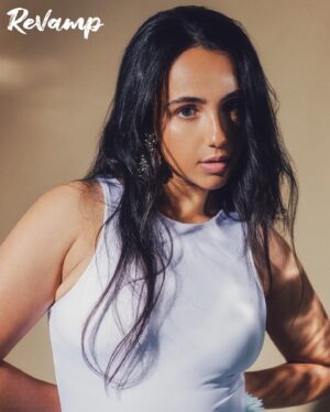 Leila Khan Instagram - A perfect amalgamation of a genius and an artistic soul, Leila Khan is all set to showcase an extremely creative side to her character Sahar Zahid in the latest season of Netflix’s Heartstopper.

While laying out the sickest of beats and projecting her impeccable vocal abilities to the world, Leila Khan embodies a never-before-seen side to Sahar being a musical prodigy. 

Leila Khan joins us on ReVamp as our latest cover star to discuss what it was like finally getting to graduate in real life, her experience reuniting with the cast, how she prepared for Sahar’s musical arc, what we can expect in terms of Sahar’s journey in this upcoming season, and all things HEARTSTOPPER. 

Do make sure to watch our video interview on YouTube where our cover star Leila Khan discusses her experience on the show, Sahar’s musical moments, Imogen and Sahar, as well as unexpectedly reunites with a fellow Heartstopper! 

Photographer and Editor-In-Chief:- Owen James Vincent (@owenjamesvincent)

Digital Editor and Interview By:- Pankhuri Bhutani (@pankhuribhutani9)

Styling:- Rasa Balciunaite (@the_extrastylist)

Makeup:- Jumoke Ajayi (@jmksignaturemakeup)

Hair:- Lucy Muyanga (@thehair.co)

Retoucher:- Edd Kaspar (@the.edit.retouch)

Styling Assistant:- Angel Sahota (@doyoubelieeveinangels)

Leila wears…

Dress: Zeynep Kartal @zeynepkartalofficial
Earrings: Maison Lumiere @maisonlumierecn
Bracelet: Hot Diamonds @hotdiamonds 

Check out @leila.khan cover story online now (link in bio) 

#heartstopper #heartstoppernetflix #leilakhan
