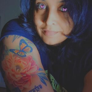 Lena Kumar Instagram - When the sunlight bounced off the dining table I thought of clicking a few selfies … then I found the button called ‘fun’ next to the portrait mode on the phone cam . The first 4 are raw selfies. The next 4 are AI generated pics ! 
Do you find AI exciting or scary ?
#sunlight #nofilter #selfie #ai #generated #photos  #indian #actress #lena #lenaa
