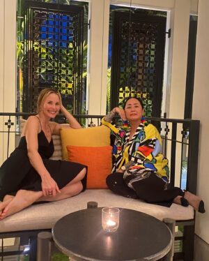 Leslie Bibb Instagram - 2024 was electric...
i am so grateful for the people, the adventure, the travel, the work, the experiences, all of it...
here's to a wild 2025...
stay curious...
🤍
ps: the last clip really sums up the year with one of my favorite discoveries from the year...
@aimeelouwood #bangkok