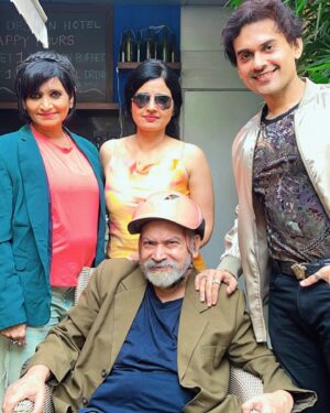 Leslie Tripathy Instagram - Happy birthday my beautiful devoted Mommy😘🧿💖💫🍮✨💯🤗🫶