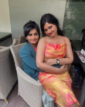 Leslie Tripathy Instagram - Happy birthday my beautiful devoted Mommy😘🧿💖💫🍮✨💯🤗🫶