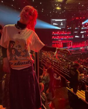 LiSA Instagram - I'll be back in June🇺🇸🗽
I’m looking forward to singing together at the concert.

June 18: Terminal 5 - New York
June 19: Terminal 5 - New York
June 24: YouTube Theater - Los Angeles
June 28: Pepsi Center - Mexico City

@crunchyroll 
#LiSA_NATOUR