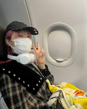 LiSA Instagram - I'll be back in June🇺🇸🗽
I’m looking forward to singing together at the concert.

June 18: Terminal 5 - New York
June 19: Terminal 5 - New York
June 24: YouTube Theater - Los Angeles
June 28: Pepsi Center - Mexico City

@crunchyroll 
#LiSA_NATOUR