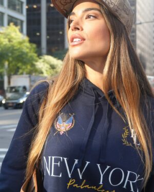 Lidia Santos Instagram - “First Days in New York”. 🗽✨
@palauleon_atelier 
.
.
.
#newyork #newyorkcity #dreamscometrue #couplegoals #love #lifestyle #goodtimes #goodvibes #happy #aroundtheworld #lovethiscity #fashion #streetstyle #lidiasantos