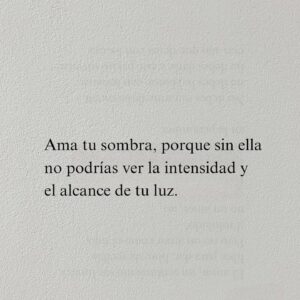 Lidia Santos Instagram - Ama tu sombra, porque sin ella no podrías ver la intensidad y el alcance de tu luz ✨
.
.
.
#shadow #moments #loveyourself #youfirst #goodvibes #bye2024 #alive #dreamscometrue #lidiasantos #model #mood