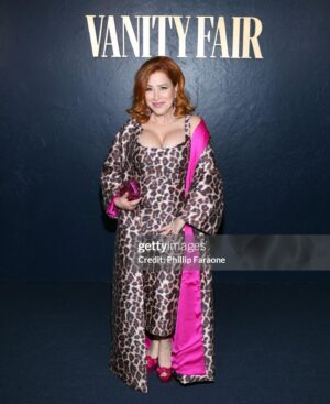 Lisa Ann Walter Instagram - GG parties. 
In the works for the big event tonight but had to share this look. So fun. 
So mobwife
So many compliments for the fit and for our wonderful show, #AbbottElementary
.
Dress & Coat: @sachinandbabi 
Bag:  @ahikozaofficial
Jewels:  @anabelachan 
Style:  @miss_kellyjohnson 
Hair: @dvohair 
MU: @adamchristophermakeup
Last photo courtesy @alexberliner