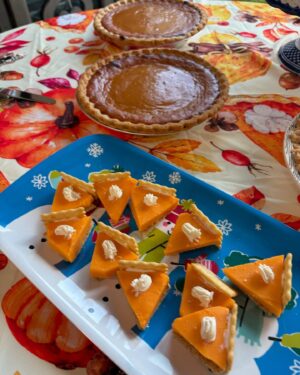 Lisa Whelchel Instagram - Happy Thanksgiving from our family to yours. So much to be thankful for. Here are 26 reasons in this picture. 🦃🥧🍁 🍽️🤎