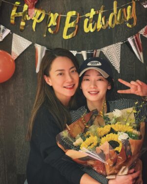 Liu Yase Instagram - Thank you all for my birthday！🎂😘