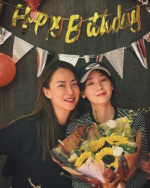 Liu Yase Instagram - Thank you all for my birthday！🎂😘