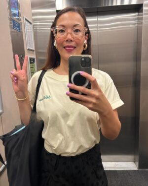 Lizzy Hoo Instagram - Kong hee fatt choy! I’m starting the year in Perth! Crowds have been 👌🏼 you’re just so happy that we’ve made the trip! Some tickies left for Sunday! ❤️