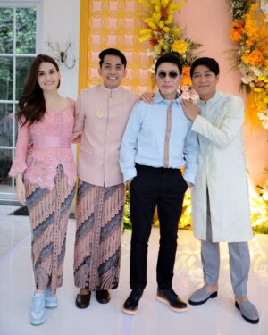 Loide Christina Teixeira Instagram - Sampur rasun Sadayana, Aa teteh Kumaha Damang ?