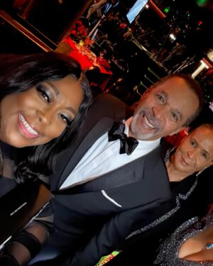 Loni Love Instagram - What night presenting at the @naacpimageawards creative honors.. it was as a great night to celebrate my talented friends… the televised show is tonight so make sure to catch!!!!!
