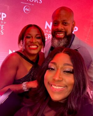 Loni Love Instagram - What night presenting at the @naacpimageawards creative honors.. it was as a great night to celebrate my talented friends… the televised show is tonight so make sure to catch!!!!!