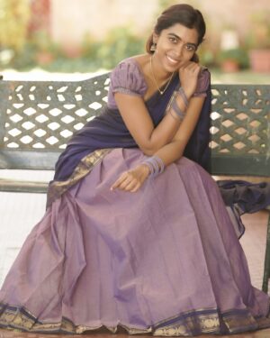 Lovelyn Chandrasekhar Instagram - Happy Pongal 🌾

📸: @camerasenthil 
@rrajeshananda 
Half Saree: @ivalinmabia.halfsarees 
Hair: @rekhamakeups