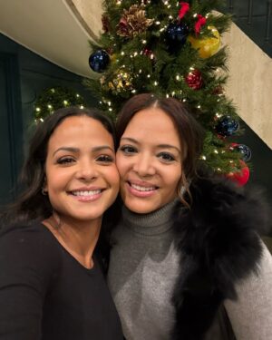 Luna Lauren Velez Instagram - Cheers and Happy Holidays to all! Today premiers the next TWO episodes of @sho_dexter  and guess who’s on the scene?! Yours truly! I got my gift early this year when I met my match. @lunalaurenvelez aka Maria Laguerta of the original series. Happy to pre-continue her story on this legendary show! 
Watch Dexter Original Sin now on @paramountplus with @showtime