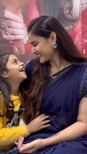 Madhu Reddy Instagram - మా పూర్వి reaction 🥹🤰pregnant _2 @purvikaareddy @madithatikrishnakishore 

#instagram #insta #reels #reelsinstagram #reelsinsta #reelslovers #mother #pregnant #pregnancy #happy #trend #trending #trendingsongs #motherlove #feel #music #feelings #sister #sisterlove❤️ #sisterlove #pregnacy #journey #viral #viralreels #viralreel #viralsong #viralinstagram #trendingsong #reach #pregnatstyle