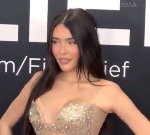 Madison Beer Instagram - grammys 🌙 from the pre party to the main event , i am really honored @recordingacademy to have been apart of this in any way and am eternally grateful to have been nominated alongside some of my favorite artists in the world. being 0-2 has never felt so good