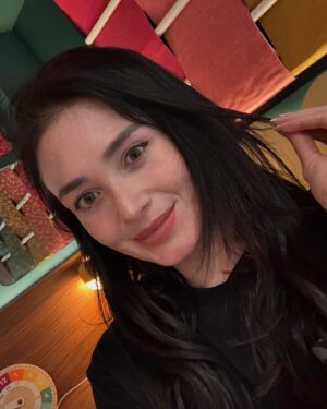 Maeeva Amin Instagram - January random pics 🫶🏻