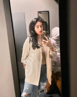 Maeeva Amin Instagram - January random pics 🫶🏻