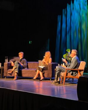 Maggie Lawson Instagram - Thank you #Psych-o’s for helping @omundson and I podcast the s**t out of it at our first live show in LA. And thank you @joelmchale for being one of the greatest humans on planet earth. It was a very special night. We love you Psych-o’s.💚