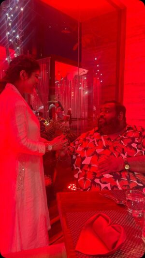 Mahalakshmi Shankar Instagram - Kalyanam agi 29 madham nan muyarchithu tholvi adaindhen..
Inravadhu unnai vida adhigamaga kadhilakalam enru!!!
Anrum, inrum, enrum - I love u to live but u live only to love me 🫶🫶❤️❤️❤️