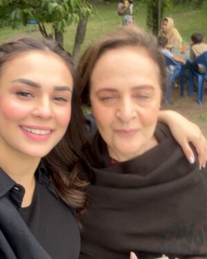 Mahenur Haider Instagram - Days followed by Pamir's death 🩷🤍🩵 #KhaieDiaries ⚔️ 

Watch Khaie in about 6 minutes on @harpalgeotv @7thskyentertainment 

Khaie Monday - Thursday 8pm on @harpalgeotv