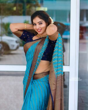 Malavika Menon Instagram - Unleashing my inner sparkle ✨💖💙
@baljithm @beleza_studio_academy @mystic_glow_