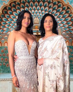 Manasvi Mamgai Instagram - Week 3, 2025 - Wholesomeness 
Mom @prabhanailwal ❤️☀️