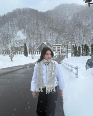 Mandy Tam Man-Huen Instagram - 雪 國

@Dior #DiorToujours