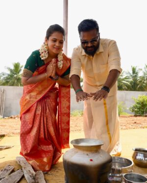 Manimegalai Instagram - அனைவருக்கும் எந்நாளும் வாழ்க்கை தித்திக்க தை திருநாளில் இனிய பொங்கல் நல்வாழ்த்துகள் 🥰😍 

#happypongal #celebration #behappy