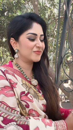 Manjula Paritala Instagram - #awesome #love u ba😉🥰 

#jewellery @mokshi_collections_official