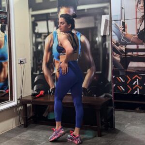 Mansi Sharma Instagram - “The body achieves what the mind believes.” #MommyOf2 #C-Sec #Blessed #Happiness #Love #Life #Adaakara #Gratitude #LivingMyDreams #ThankYouRabbJiForEverything 🙏🙏