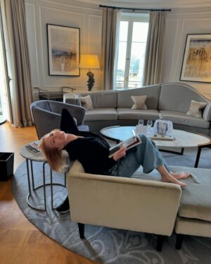 Marg Helgenberger Instagram - San Sebastian…I’ll be back!

Nothin’ but good vibes in this charming & beautiful city in the Basque country of Spain. 

Special thanks to @hotelmariacristina for the warm & generous welcome.