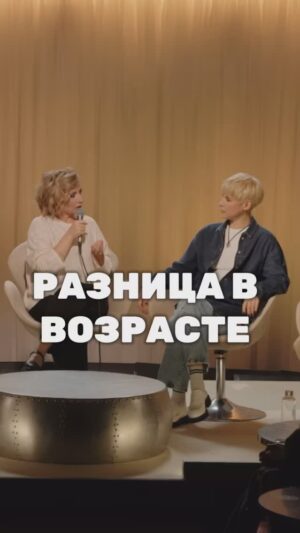 Margarita Rodina Instagram - Задолбала молодежь!! Мы будем вам мстить подборкой документов для МФЦ! Посмеетесь тогда.

А какие молодежные фишки вас бесят? 

#женскийстендап
#молодежка 
#подслушановмоскве