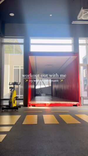 Mariam Ansari Instagram - Workout with me at 23 weeks 🤰✨

Most of my program did not change after I found out that I was pregnant, Gradually I decreased the volume and intensity of the weights I was lifting. However the workout remained the same every week and I would just make incremental changes according to how I felt on the specific day! 

Always listen to your body. If it tells you to rest, just rest it out. I aimed for Atleast thrice a week because most days I would be so tired of growing a human!

Here’s a little workout to help all my mommas know what to do when they are at the gym! 

2-3 sets for 10-12 reps ( go with how you’re feeling, don’t push yourself too much) 

Enjoy 🫶