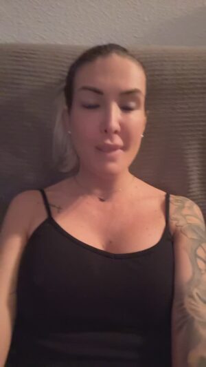 Marie Garet Instagram - La suite de mon déménagement, le cœur rempli d’émotions…
#la #suite #de #mon #demenagement #le #coeur #rempli #emotions