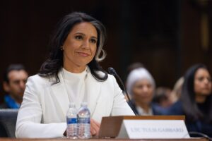 Marla Maples Instagram - So proud of @TulsiGabbard for embodying the strength, grace, and wisdom to serve as our Director of National Intelligence. Her 22 years of dedication—both in office and in uniform—speak volumes about her unwavering commitment to this country.

The moment before Tulsi’s hearing began, I felt a powerful desire to come together in prayer. It was one of my favorite moments, sharing that space with @danicapatrick, @sagesteele, and @setemagali—bright souls supporting Tulsi on this important journey. All of us so very honored to stand with her.  Be sure and look at the grace & kindness Tulsi holds as you go through the 5 slides