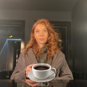 Marleen Lohse Instagram - Nachtschicht in Köln! 
#dreharbeitenlaufen