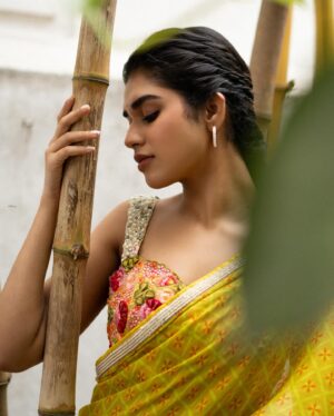 Meenakshi Govindarajan Instagram - Wearing @studio149 Mua  @aarkay.themakeupatelier photography @sathyaphotography3  hairstylist @sweh_artistry