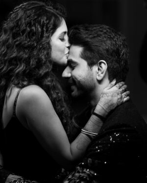 Megha Chakraborty Instagram - “A night of toasts, twirls, and timeless memories! 🍸✨

From soulful conversations to crazy dance moves, our cocktail night was nothing short of magical. Grateful for the love, the laughter, and the people who made it unforgettable! ❤️🥂

Captured by : @focusweddingphotographers 
Sahil’s outfit : @kalpraag @ayushiguptajain 
Megha’s outfit : @neerusindia 
Megha’s jewellery: @omsons_bridal_store 
MUA: @nehaadhvikmahajan 
Hair: @makeupbyamnahaq 

#ShakenNotStirred #SahilMeghaDiaries #OneForTheBooks #Mehil
