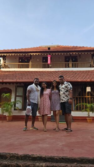 Megha Dhade Instagram - Saw a random reel on insta about this property and decided to book @mangoesandseashells for our stay during a visit to Ganpatipule (PS: this property is approx an hour’s drive from Ganpatipule)...... Had a rough idea about how this place was but upon arrival at the property it was beyond the imagination.... Just AMAZING,  we just couldn’t stop ourselves from clicking pictures...... 📸📸 Each and every tiny corner of the homestay was curated precisely...... It was a perfect blend of tradition with a touch of modernity.... The cherry on top was that the beach was just a min away from the property and it was so pristine and secluded..... 🌊🌊🏖️🏖️ Last but not the least the staff over here was just so accommodating and attentive.... We were literally spoilt with service during our entire stay..... And the food was so delicious that we just couldn’t stop but over eat the credit goes to chef “Narayan dada” 👨‍🍳👨‍🍳 .... All in all it was an overwhelming experience and all this made us extend our stay by one night..... 
We were coordinating with the owner of the homestay from the start of our planning and later we realised she was @meghadhade ..... we really appreciate your friendly nature and willingness to answer all our questions patiently....I will definitely revisit and recommend others as well... 🫶🏻❤️ 

#homestay #beach #ootd #nature #konkan #hospitality #love #mangoesandseashells #tradition #history #samudra