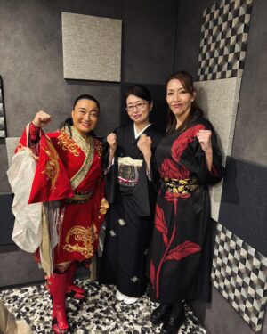 Meiko Satomura Instagram - 「朝日新聞DIGITAL」オンラインイベントにてブル中野さんと対談させていただきました。
こちらは明日から配信開始です⤴️
こちらのイベントに関しましては「朝日新聞デジタル 有料会員様」のみ参加可能です。
※会員登録はコチラから
https://ciy.digital.asahi.com/ciy/11015598
【配信期間】
2025年1月31日（金）
20:00～2025年04月30日（水）
23:59
※イベント自体は1時間ほど。配信期間内に何度でも視聴できます

申込締切
2025年4月30日（水）20:00
対象
朝日新聞デジタル有料会員
視聴料金＝会員料金のみ
※初回のお申し込みに限り、お申し込み日から1カ月間は会員料金も無料でご利用いただけます。無料期間中に解約された場合、料金は発生しません。
※朝日新聞購読者の方は、新聞の告知欄に掲載される別のWebページから無料でお申し込みできます。告知の掲載日については、決まり次第、このWebページでお知らせします。

お問い合わせ
朝日新聞 記者イベント事務局
event-office@asahi.com
#SENJO #朝日新聞　#ブル中野　#女子プロレス