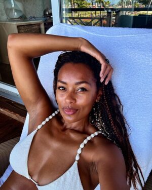 Melanie Liburd Instagram - 😎🇰🇳