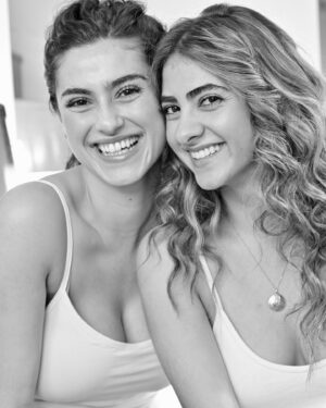 Melina Kanakaredes Instagram - Thank you @steve_vacc for your insane talent and for sending me all these beautiful images — at the perfect moment! ♥️🙏🏻 You captured my joy and my greatest loves (my girls)♥️🥰🙏🏻with such incredible energy and depth! (I wish I could share them all!) I will treasure these images forever! Gotta say— the last one is my absolute fave!! 🙌🏻🥰 And thank you @olaizolamakeup for the insanely gorgeous makeup / no makeup look!! ♥️♥️