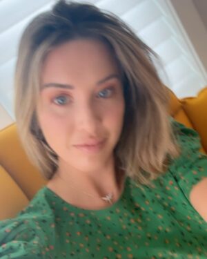 Melissa Bolona Instagram - I don’t post often, but when I do, it’s with purpose!! Over the past month, I’ve spent a lot of time reflecting on where I am emotionally, spiritually, and physically. What I realized I am the most grateful for is my community and feeling supported and so much love around me. None of this is by chance—it’s built through vulnerability and genuine connection.

Through unconditional support (some ride or die stuff) of the incredible people in my life, I feel limitless and excited for all the experiences I’ve had and those yet to come. Life can be unpredictable and full of ups and downs, but having love and support from those around me is something I will never take for granted. It’s a true constant ❤️

To those who have shared in these experiences and memories with me :I LOVE YOU.  I truly love you being in my orbit and the love, silliness, and fun is exactly what lights me up like the Fourth of July!!! 🎆🎇🧨 pow pow!!! Thank you for being you.

*** note friends from a far who spend their time on the phone with me and sharing memes, you might not be pictured but you TOO are in my heart 🫶