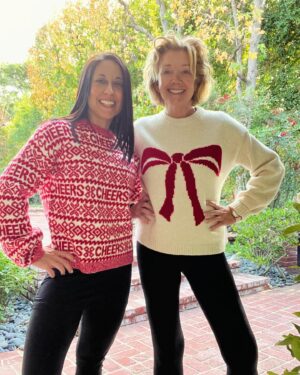 Melody Thomas Scott Instagram - Here’s to blessings, best friends and bows! #TisTheSeason #InstagraMELable #DougAndMel @claudb4177