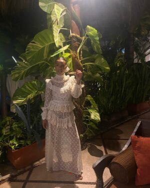 Melody Thornton Instagram - Remember when I was workin on a dress from old lady knits I found from the thrift store…💃🏽I love it 🥰 Thank you @andreasweetdesserts for my CAKES 😍not only were they beautiful they were sooooo good! Thank you  @casitamiademita and @fawchouse thank you to my family for taking the time to be with me in paradise ❤️